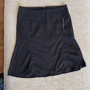 Royal Robbins Women's Discovery Black A Line Skirt Size 8 Hiking Camping Travel